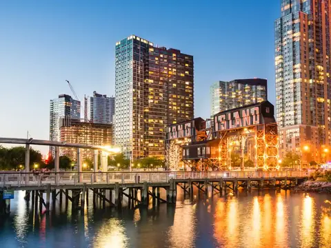 Long Island City Mobile Notary Services