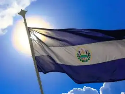 Notario de El Salvador Delmi Ventura